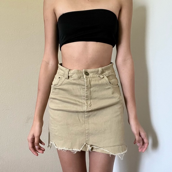 khaki beige tan distressed mini skirt - Picture 2 of 5